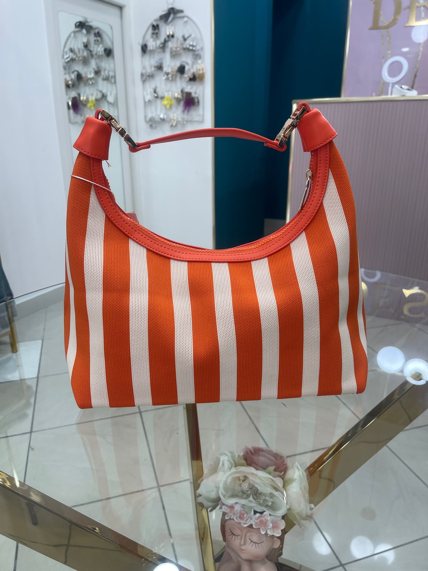 Borsa Circle